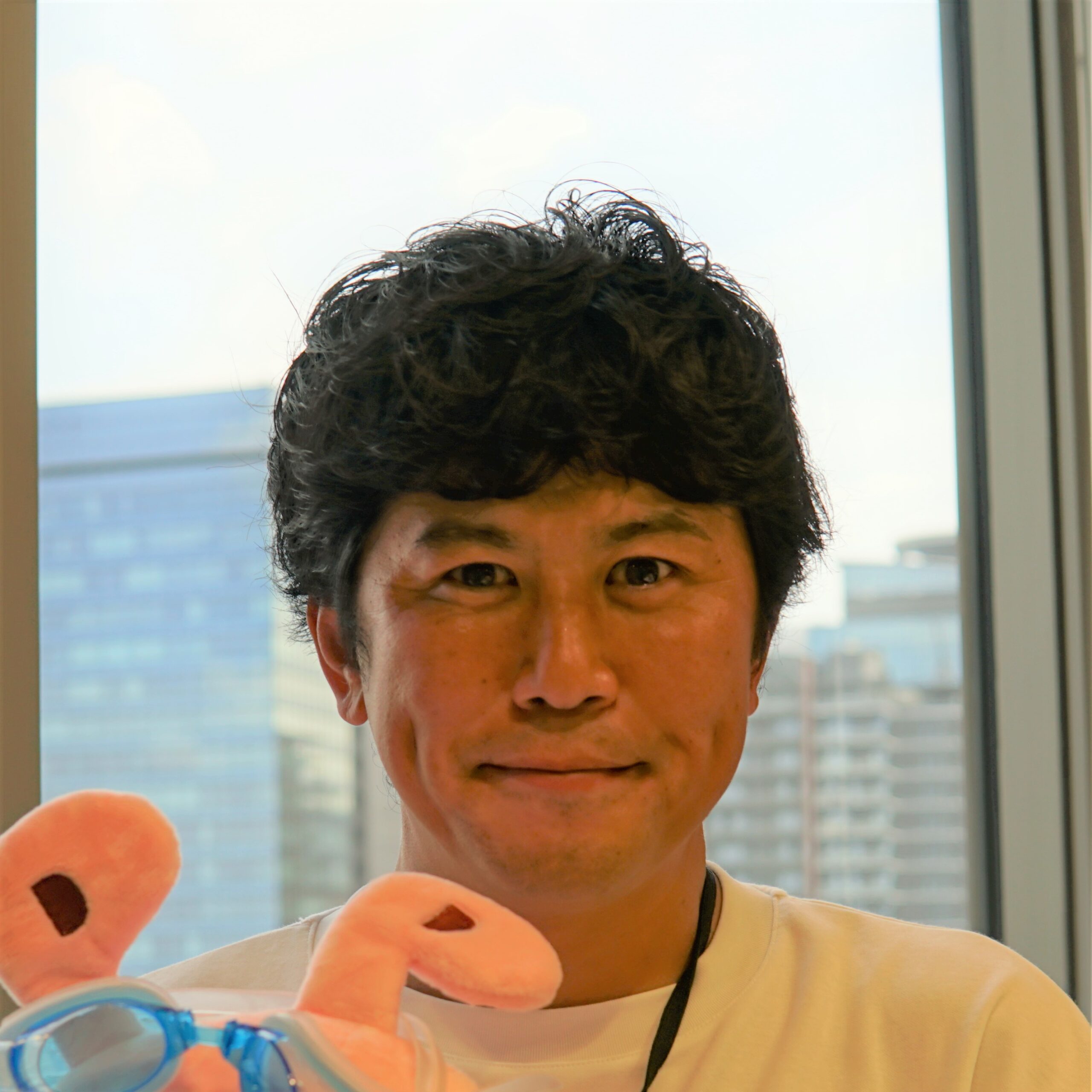 新出さん